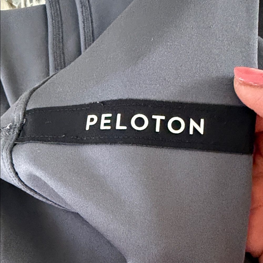Peloton Charcoal High-Rise Leggings Size Large - Picture 9 of 9